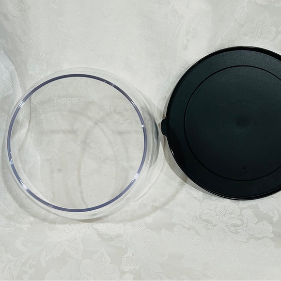 NEW! Tupperware Clearly Elegant Bowl w/ Black Seal & a FREE Salad Recipe Book - Picture 5 of 9